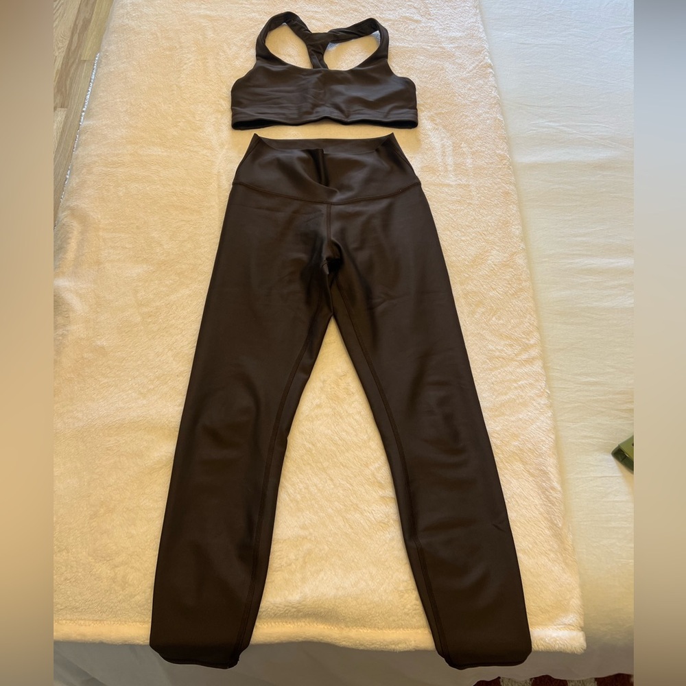 Alo airlift leggings and bra set